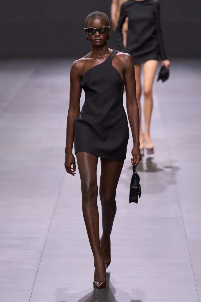 PFW: Valentino Spring/Summer 2023 Collection – PAUSE Online | Men's ...