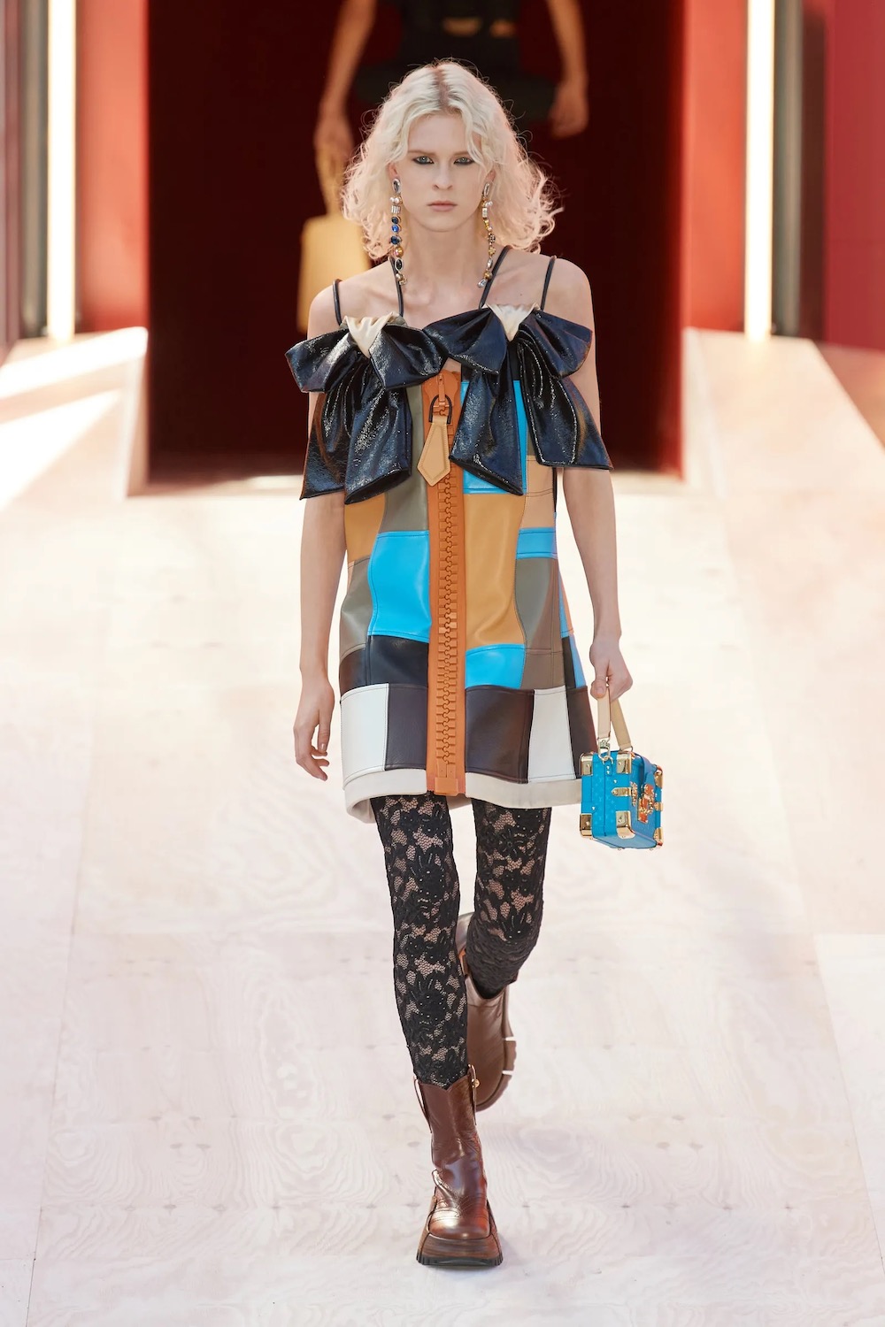 PFW: Louis Vuitton Spring/Summer 2013 Runway & Bags Review