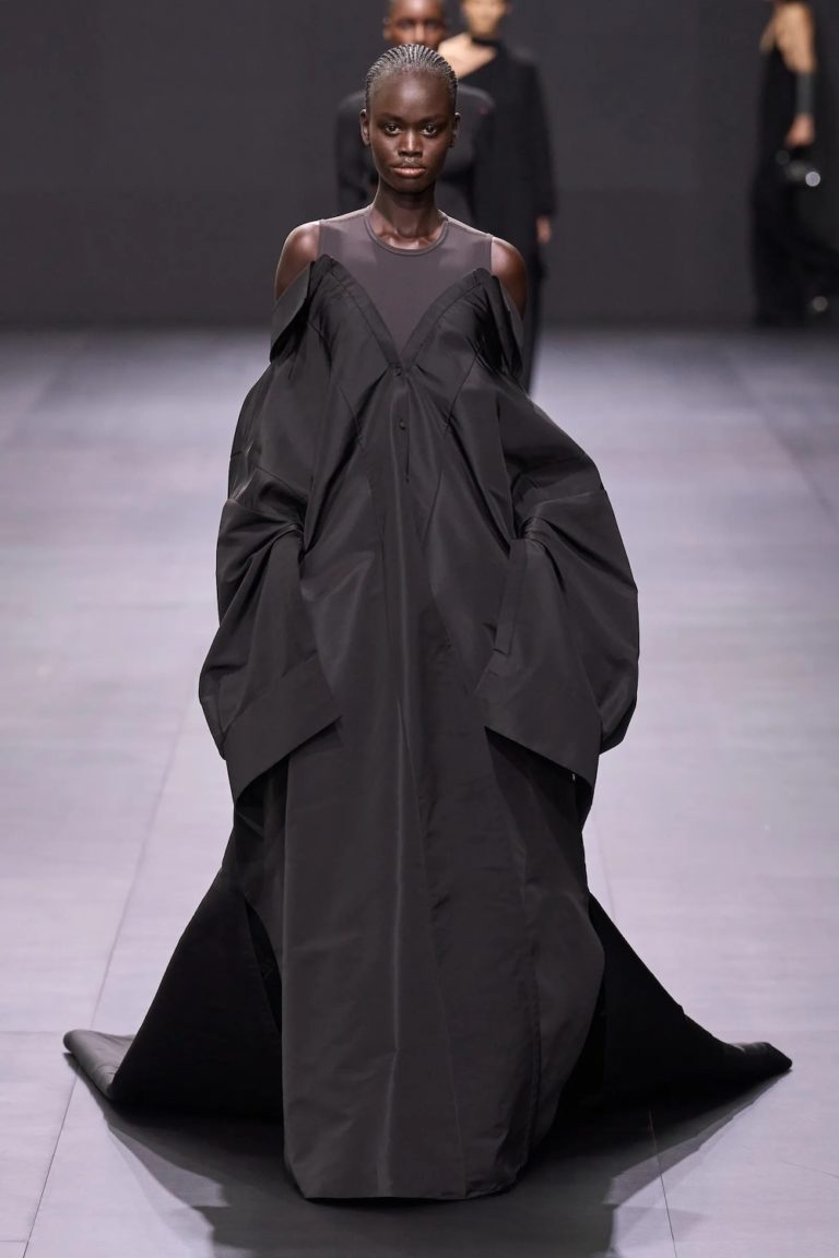 PFW: Valentino Spring/Summer 2023 Collection – PAUSE Online | Men's ...