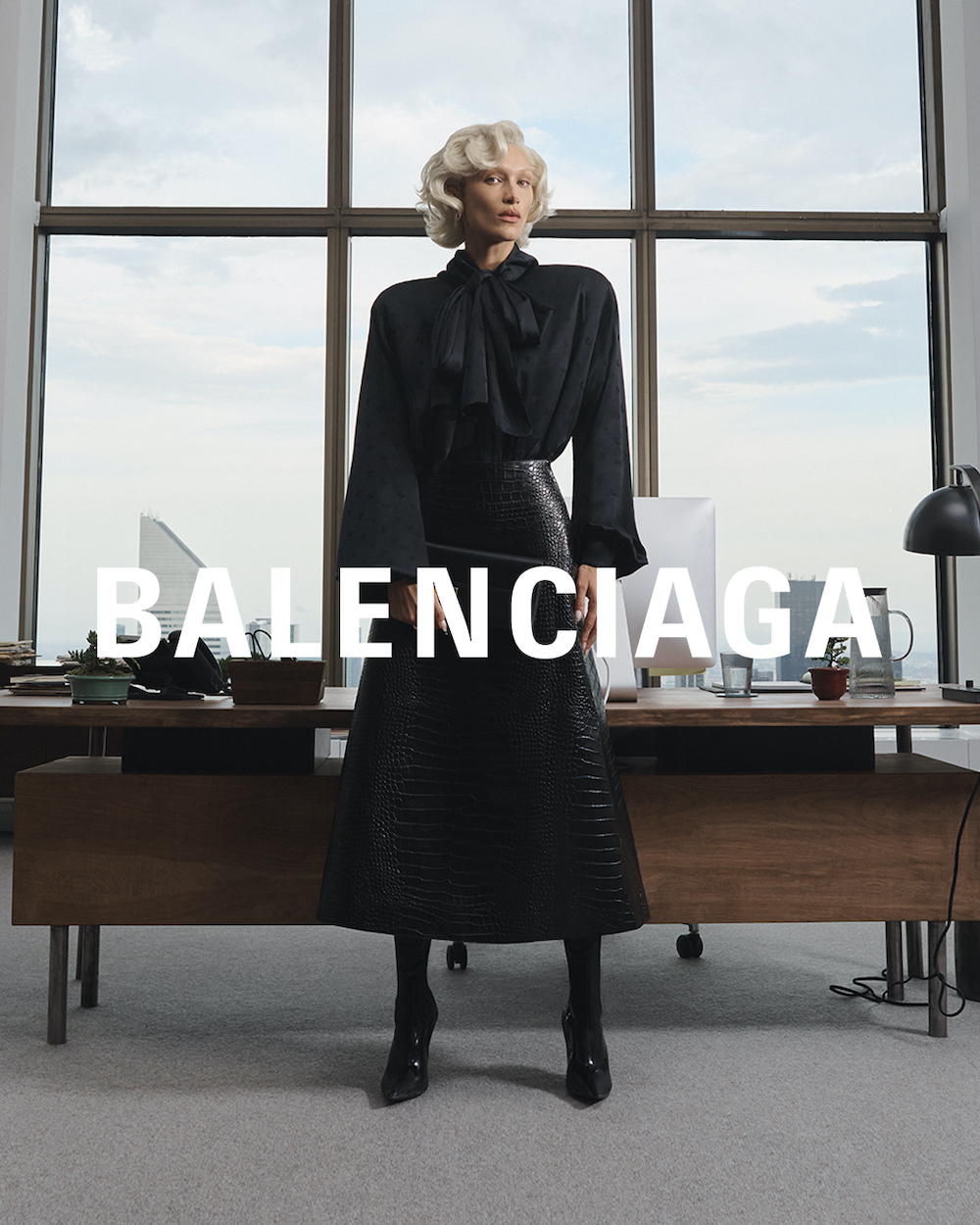 Balenciaga Apologizes After Being Blasted Over Ad Showing Children Holding  Teddy Bears in Bondage  23112022 Sputnik International