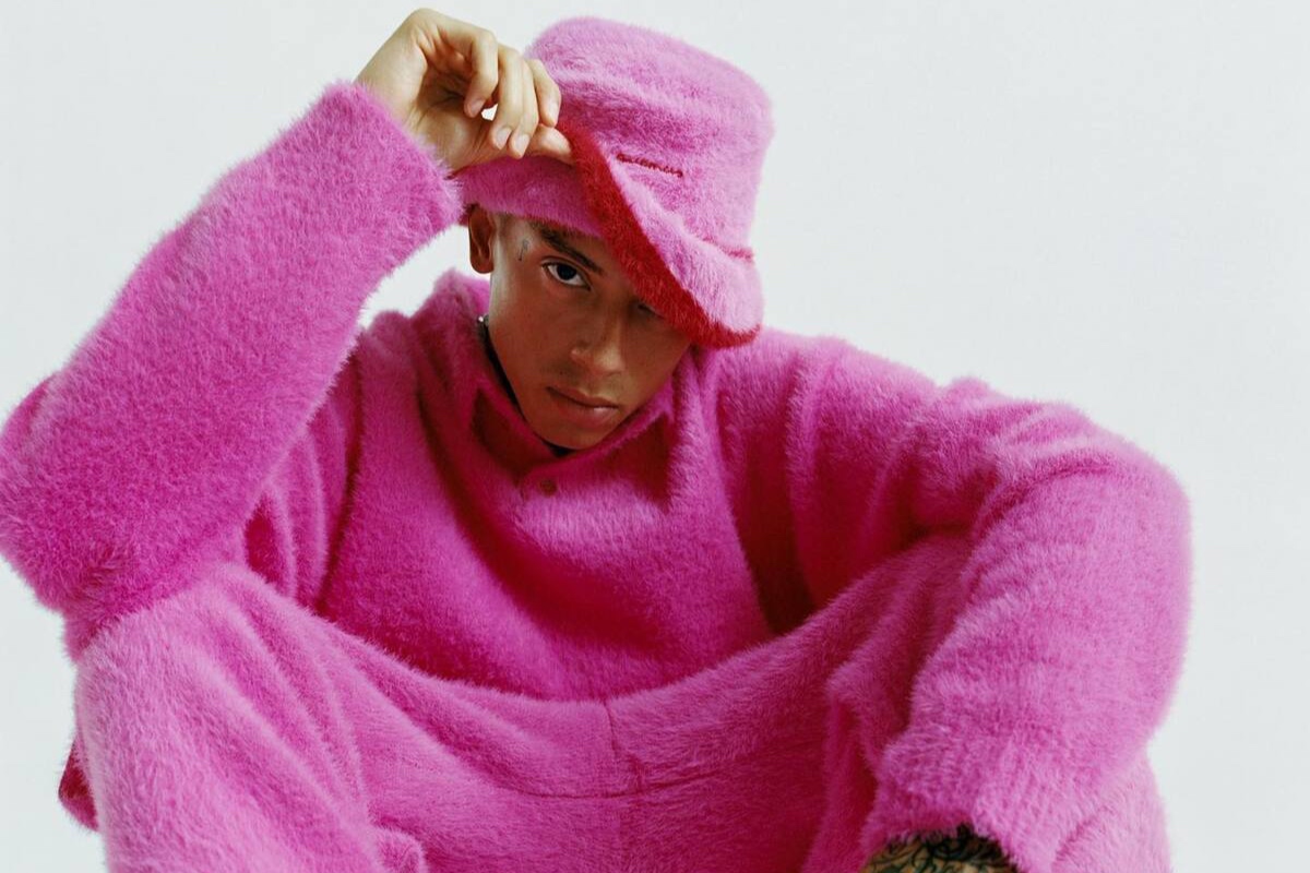 SPOTTED: Central Cee Looks Pretty in Pink Modelling Jacquemus’ ‘NEVE’ Collection