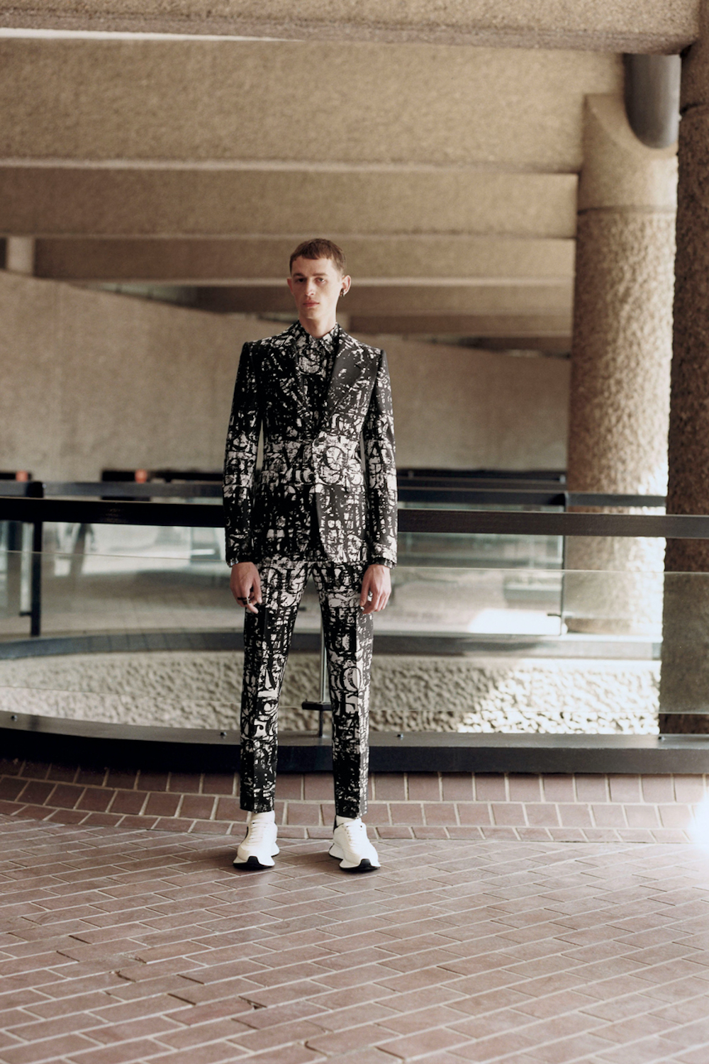 ALEXANDER MCQUEEN Pre-Spring 2021 Collection