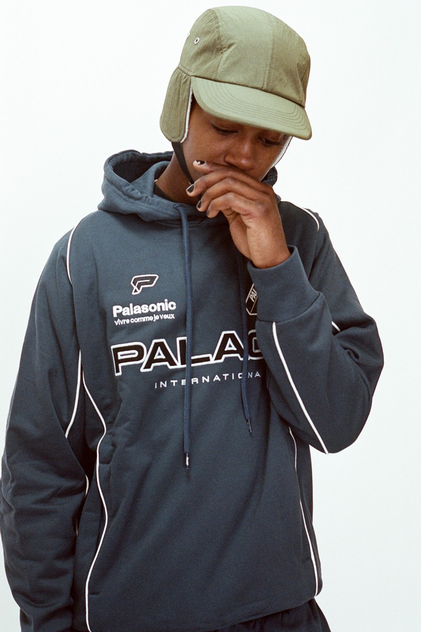 Palace hot sale signature hoodie