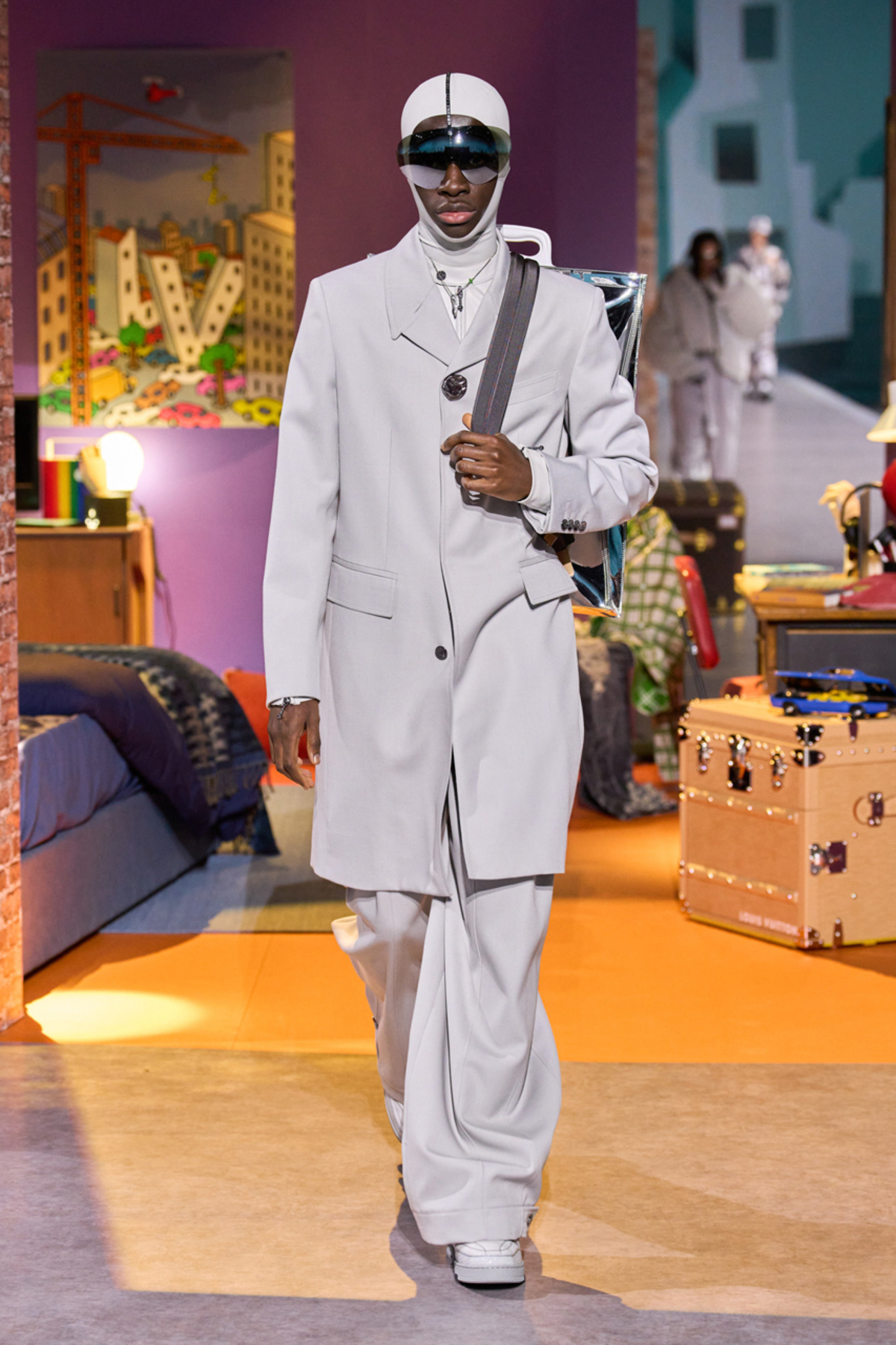 Louis Vuitton Fall 2020 Menswear Collection  High fashion men, Suit  fashion, Mens fashion