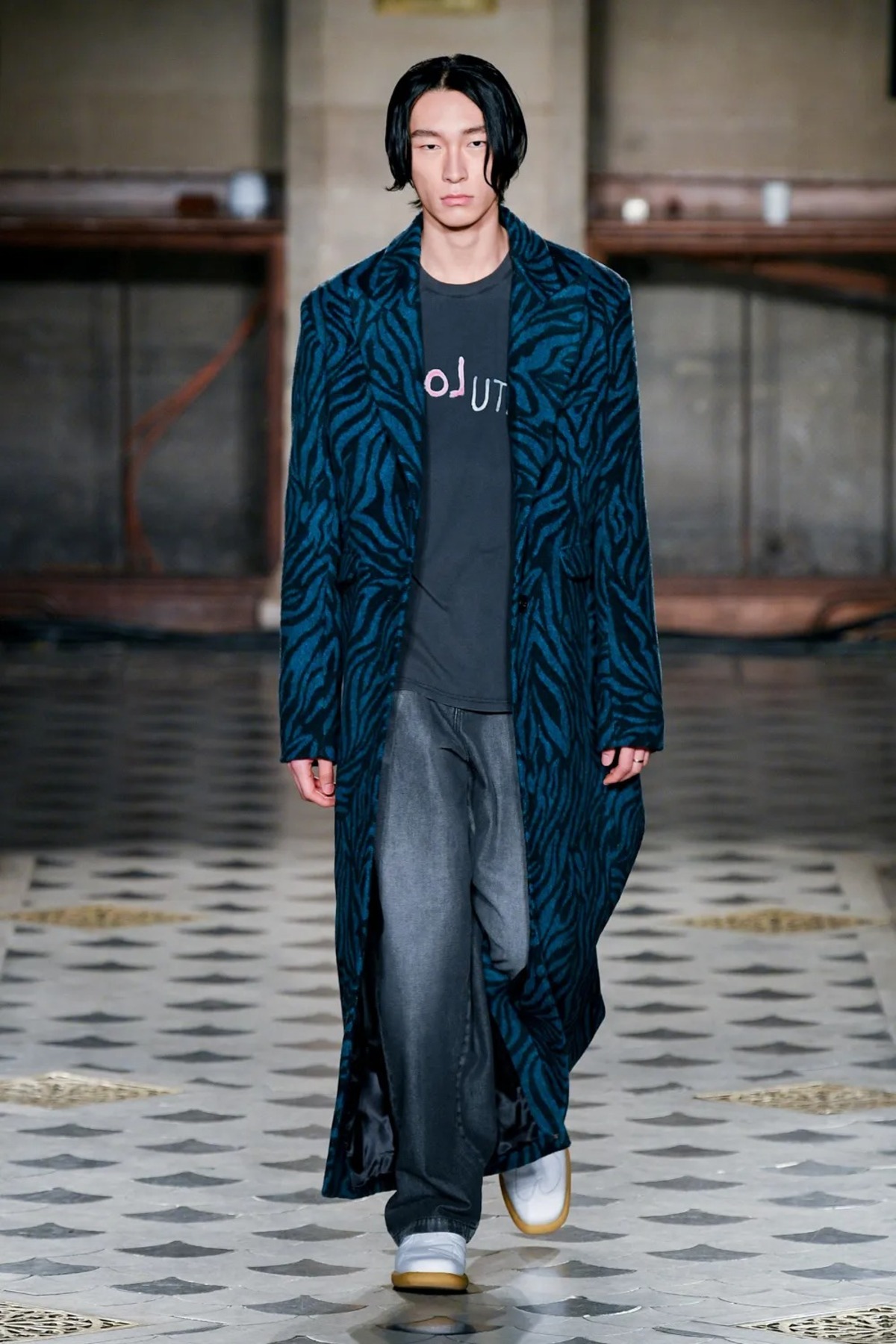 PFW: BLUEMARBLE Spring Summer 2023 Collection - Male Model Scene