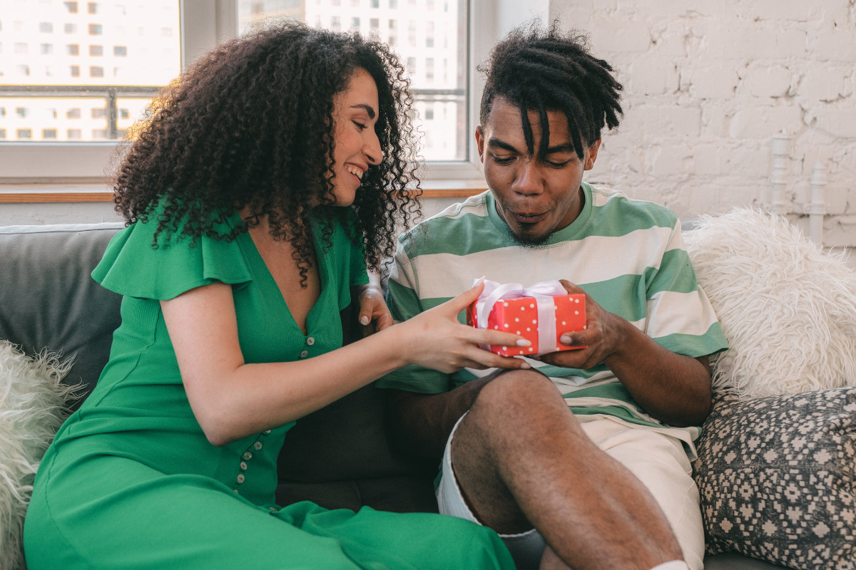 2023 Gifting Trends: How To Impress The People You Love