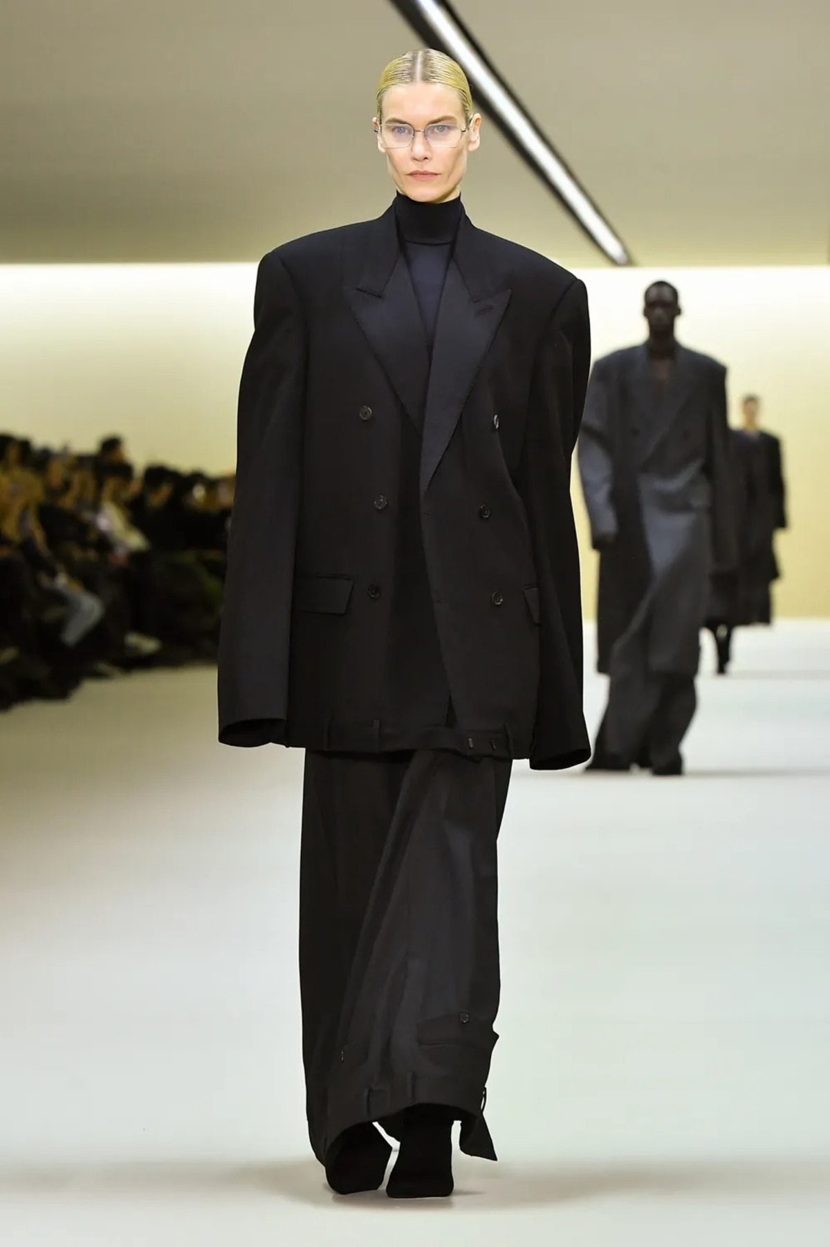 Paris Fashion Week Review Balenciaga Offers Just Clothes and Contrition   The New York Times