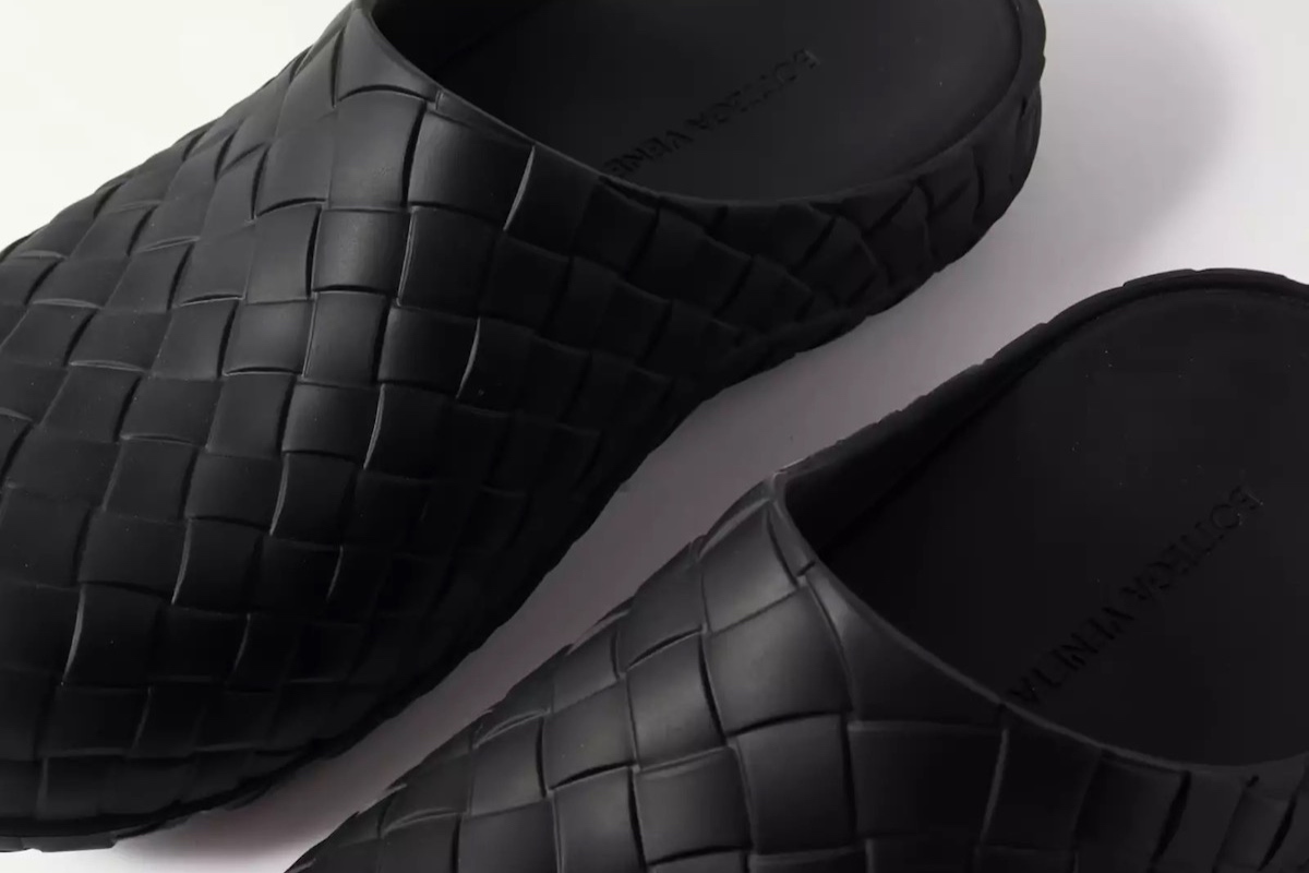 Channel “Stealth Wealth” with Bottega Veneta’s New Mules