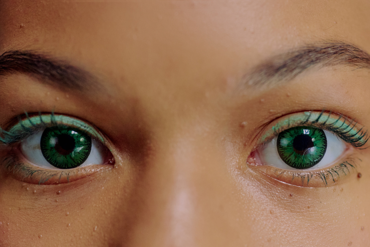 Seeing in Style: The Ultimate Guide to Choosing the Perfect Fashion Contact Lenses