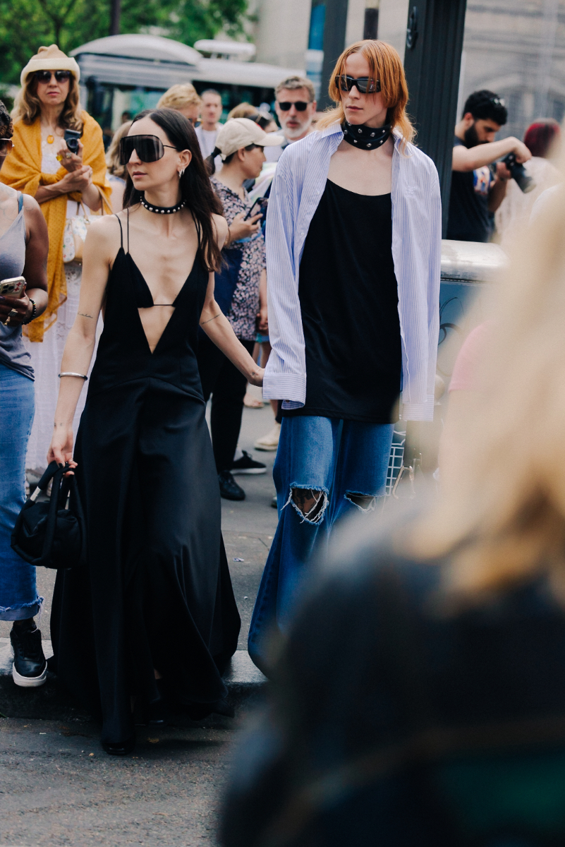 Street Style Shots: Paris Fashion Week Day 2 – PAUSE Online