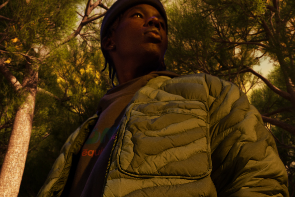 【国内在庫】MONCLER GENIUS Salehe Bembury フーディ Salehe Bembury x Moncler Genius 2023 - YouTube