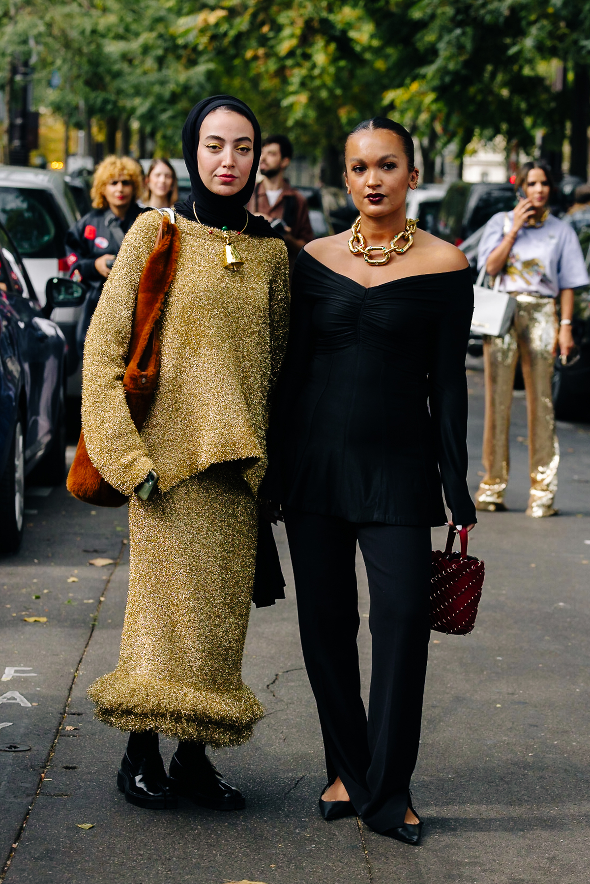 Street Style Shots: Paris Fashion Week Day 3 – PAUSE Online