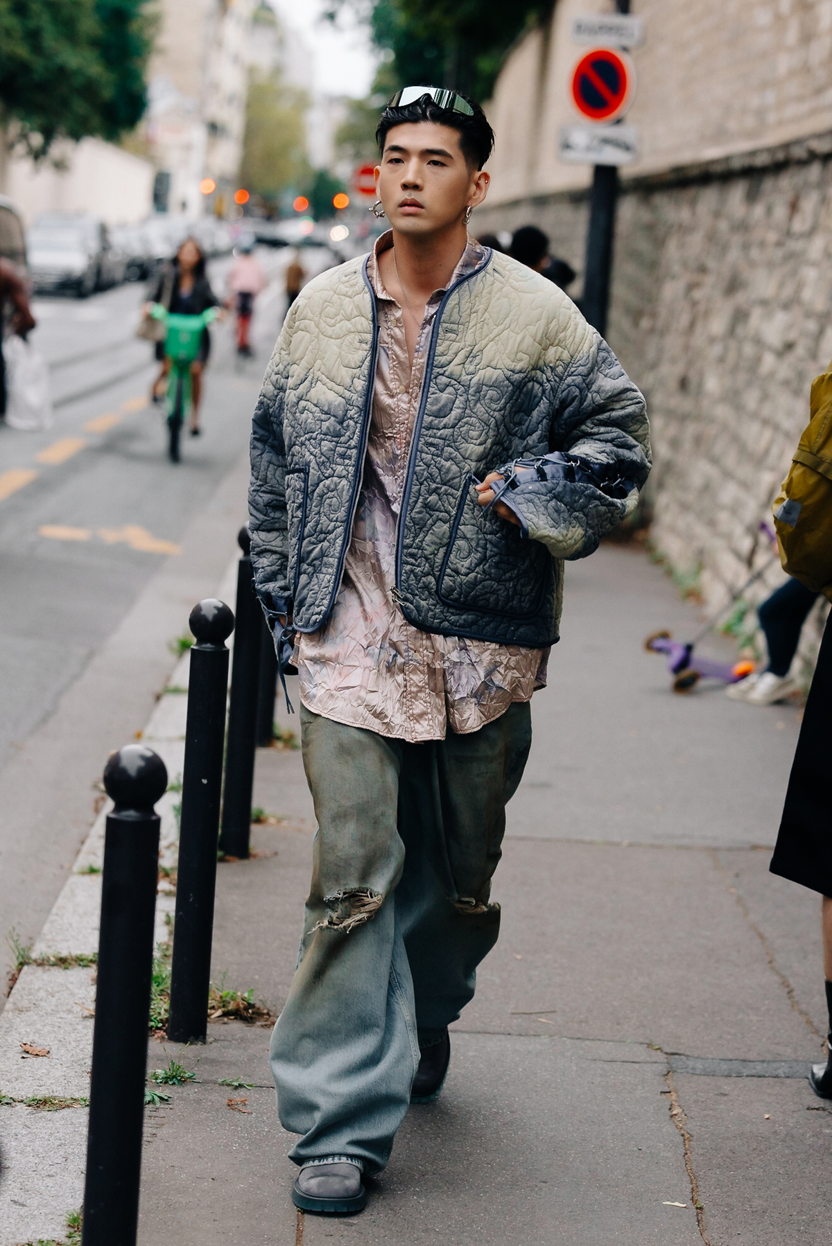 Street Style Shots: Guests @ Louis Vuitton PFW Show – PAUSE Online