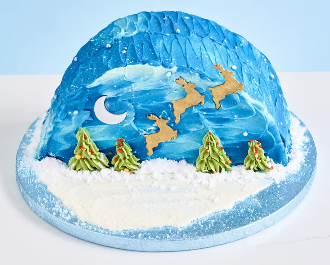 Lola's Cupcakes, Night Before Christmas Cake, £55