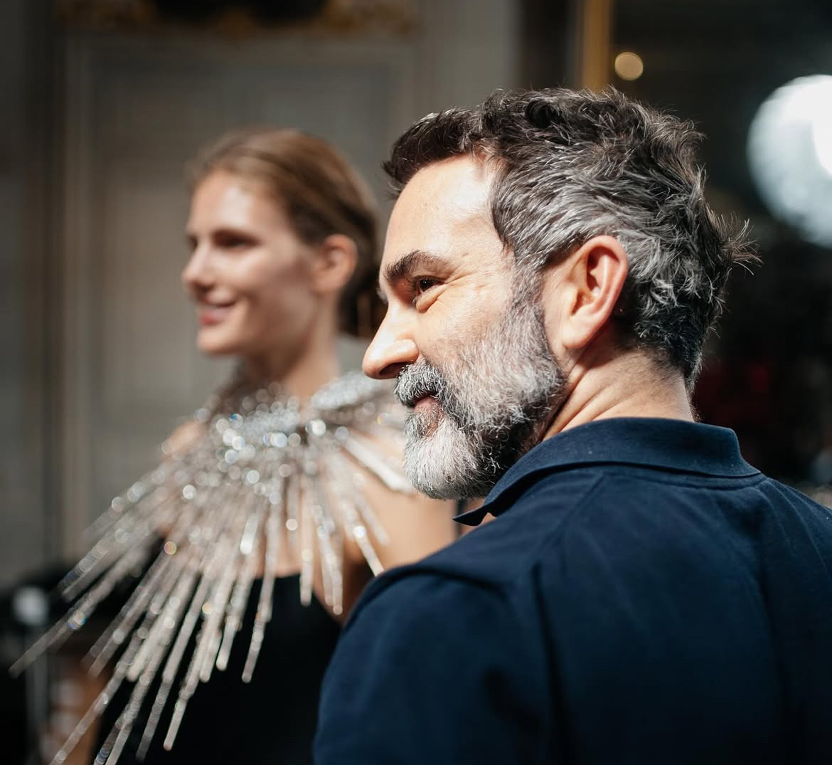 V&A to Unveil UK’s First Schiaparelli Exhibition