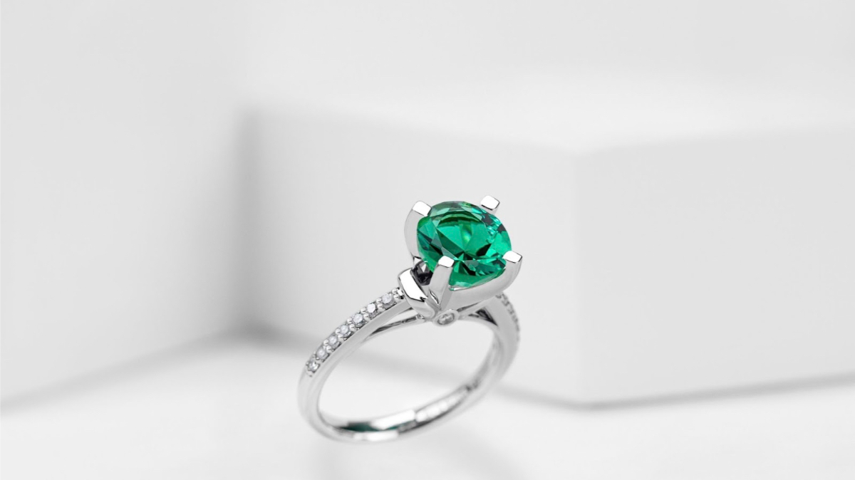 The Comeback of Colour: Gemstone Engagement Rings