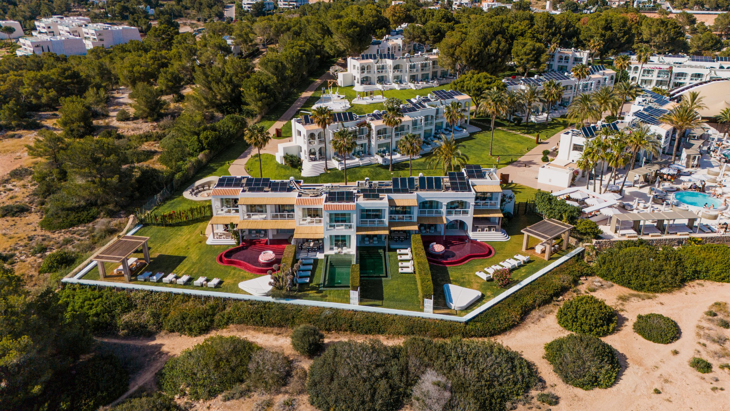 PAUSE Visits: Destino Five Ibiza