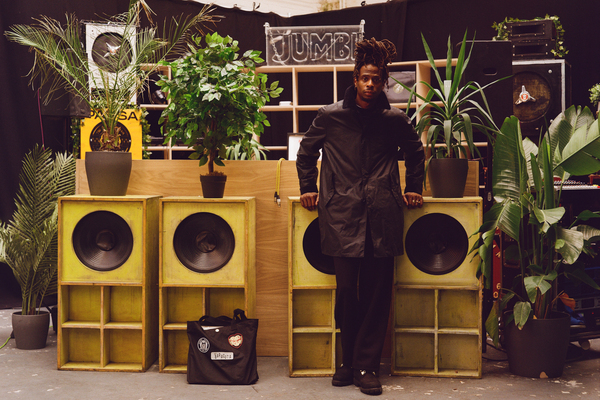 AW25 Barbour Baracuta – Barbour x Baracuta Tyne Waxed Coat MWX2475OL99, Barbour x Baracuta Tote Bag UBA0759BK31