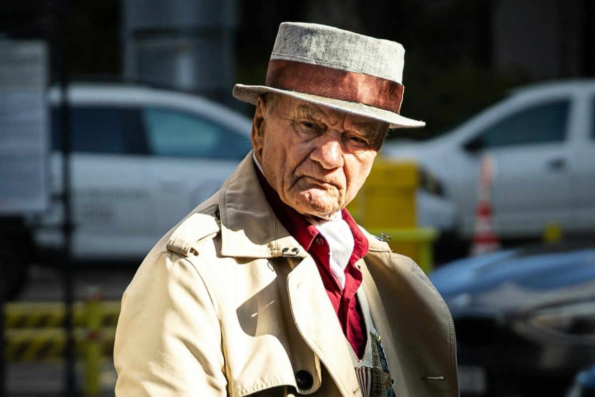 Making Elderly Living Stylish