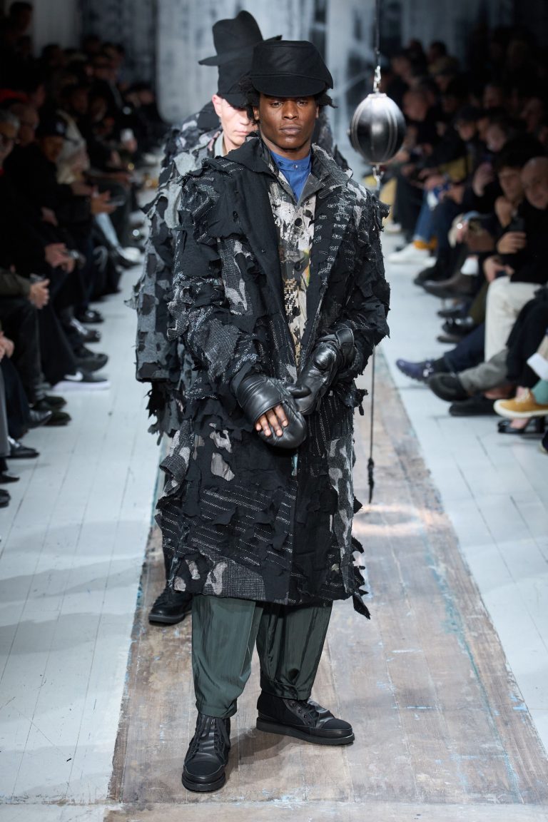 Fashion Outlet Online Uk 2026.PFW: Yohji Yamamoto Fall/Winter 2026 Collection - PAUSE Online | Men's ...