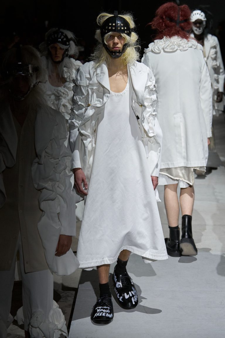 Men S Street Fashion Online Store 2026.PFW: COMME des GARÇONS HOMME PLUS Fall/Winter 2026 Collection - PAUSE ...